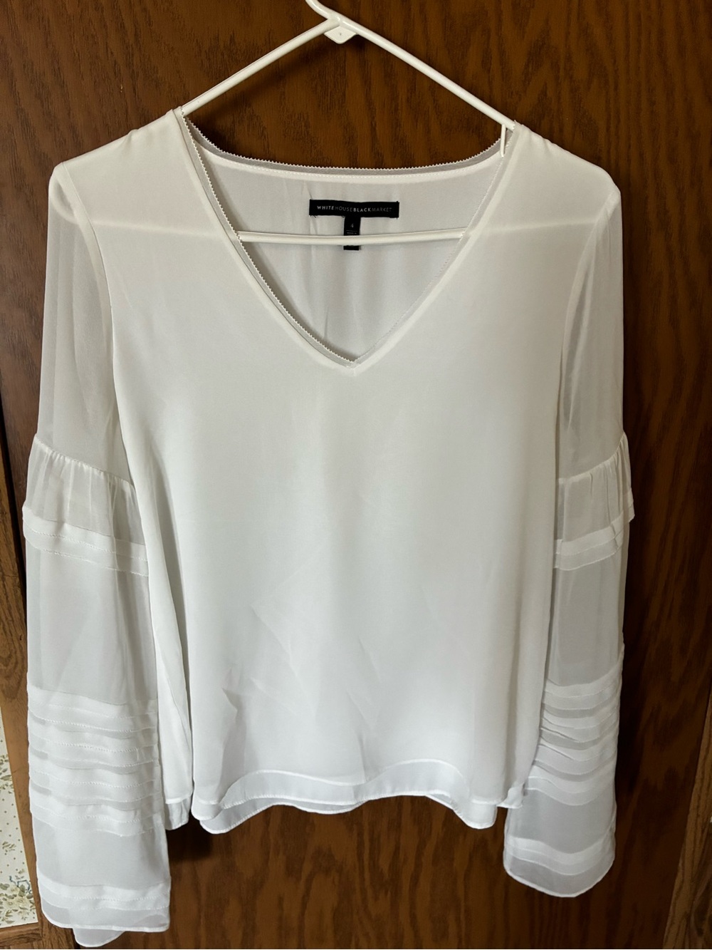 White House Black Market Cream Long-Sleeve V-Neck Bell Sleeve Blouse 4 - Picture 3 of 7